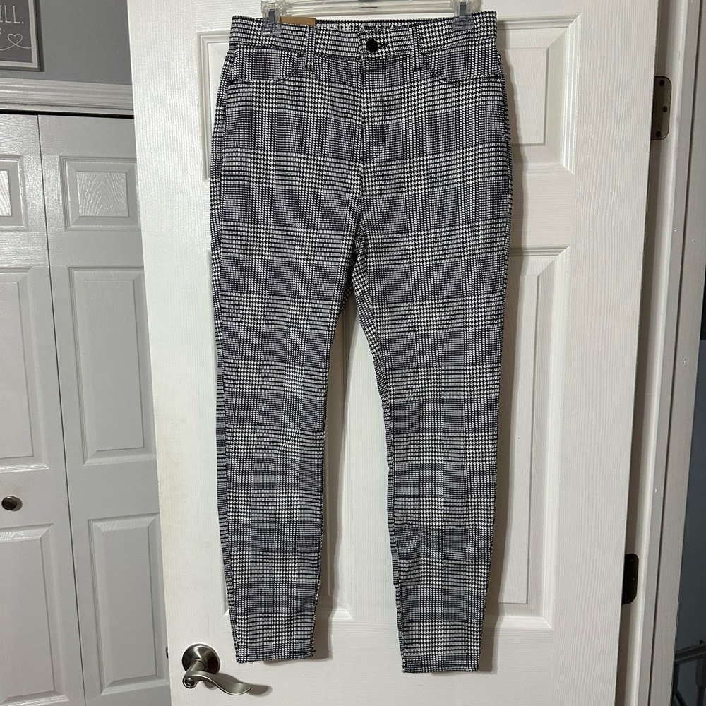 NWT Vanilla Star High Rise Houndstooth Pullon Pants